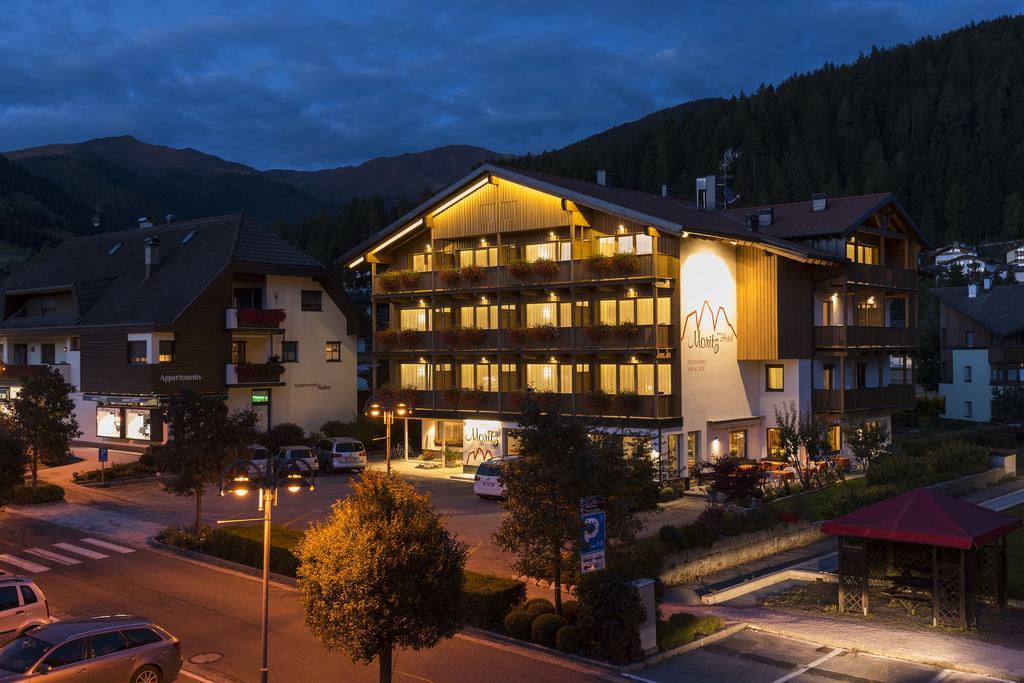 Hotel Moritz Toblach Exteriör bild