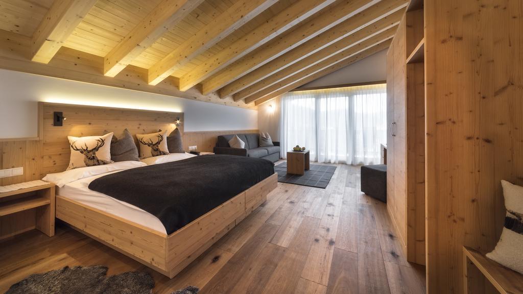 Hotel Moritz Toblach Exteriör bild