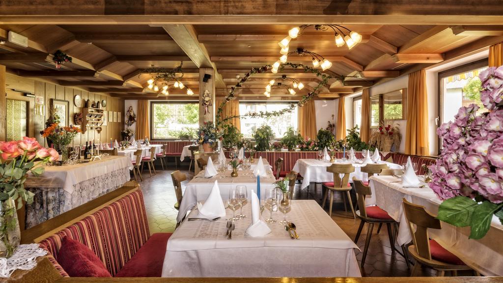 Hotel Moritz Toblach Exteriör bild