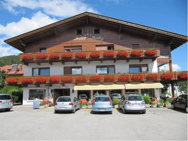 Hotel Moritz Toblach Exteriör bild