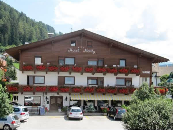Hotel Moritz Toblach Exteriör bild