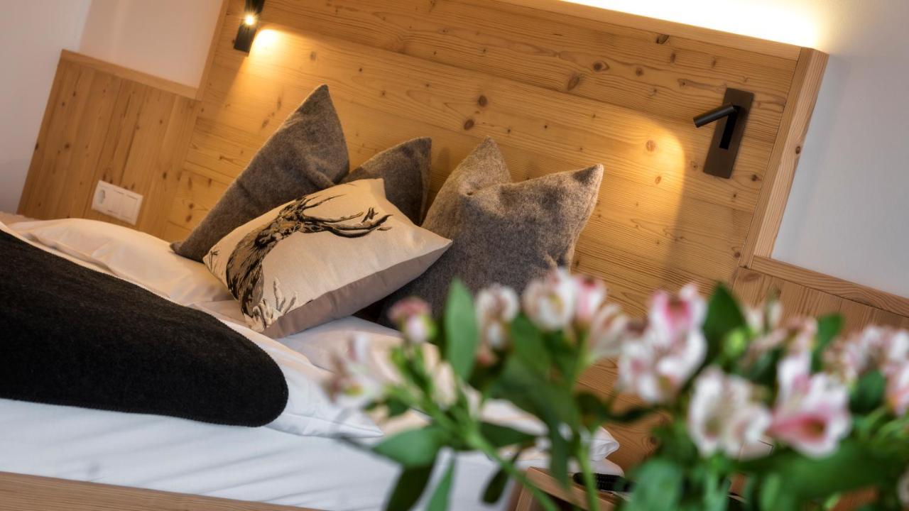 Hotel Moritz Toblach Exteriör bild