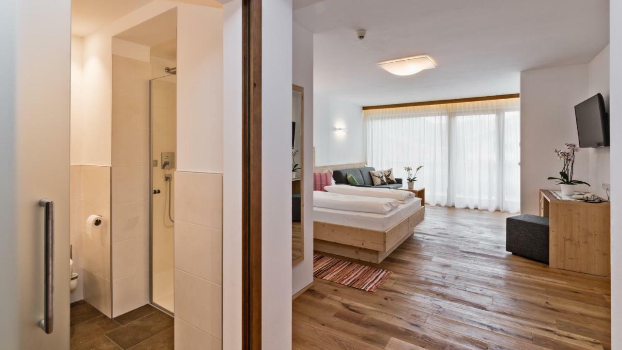 Hotel Moritz Toblach Exteriör bild